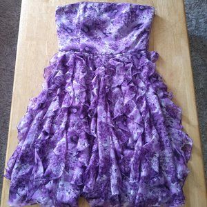 White House Black Market Size 4 Strapless Dress